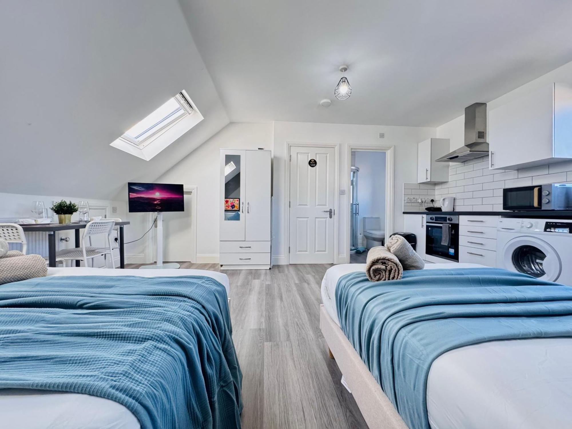 Bright Studio Loft 30Min To Central Лондон Екстер'єр фото